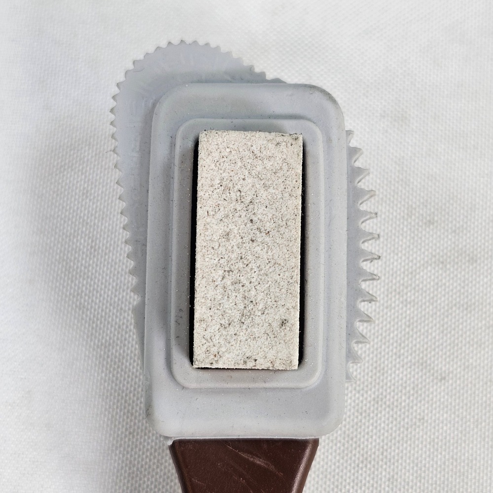 UGG Australia Sheepskin Care Kit Cleaner Conditioner Protector Brush Set 4oz - Picture 8 of 9